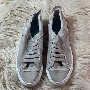 Blowfish Women's Tan Slip-On Sneakers